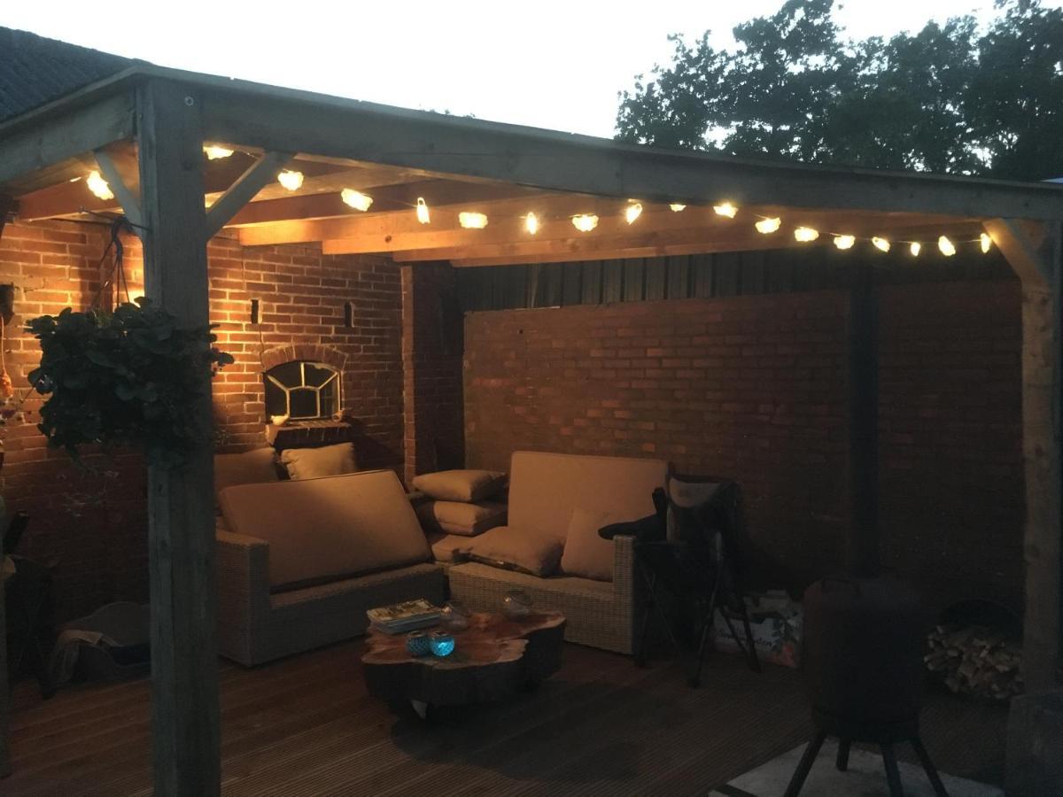 Bed and Breakfast Onder De Boom Gerkesklooster Exterior foto